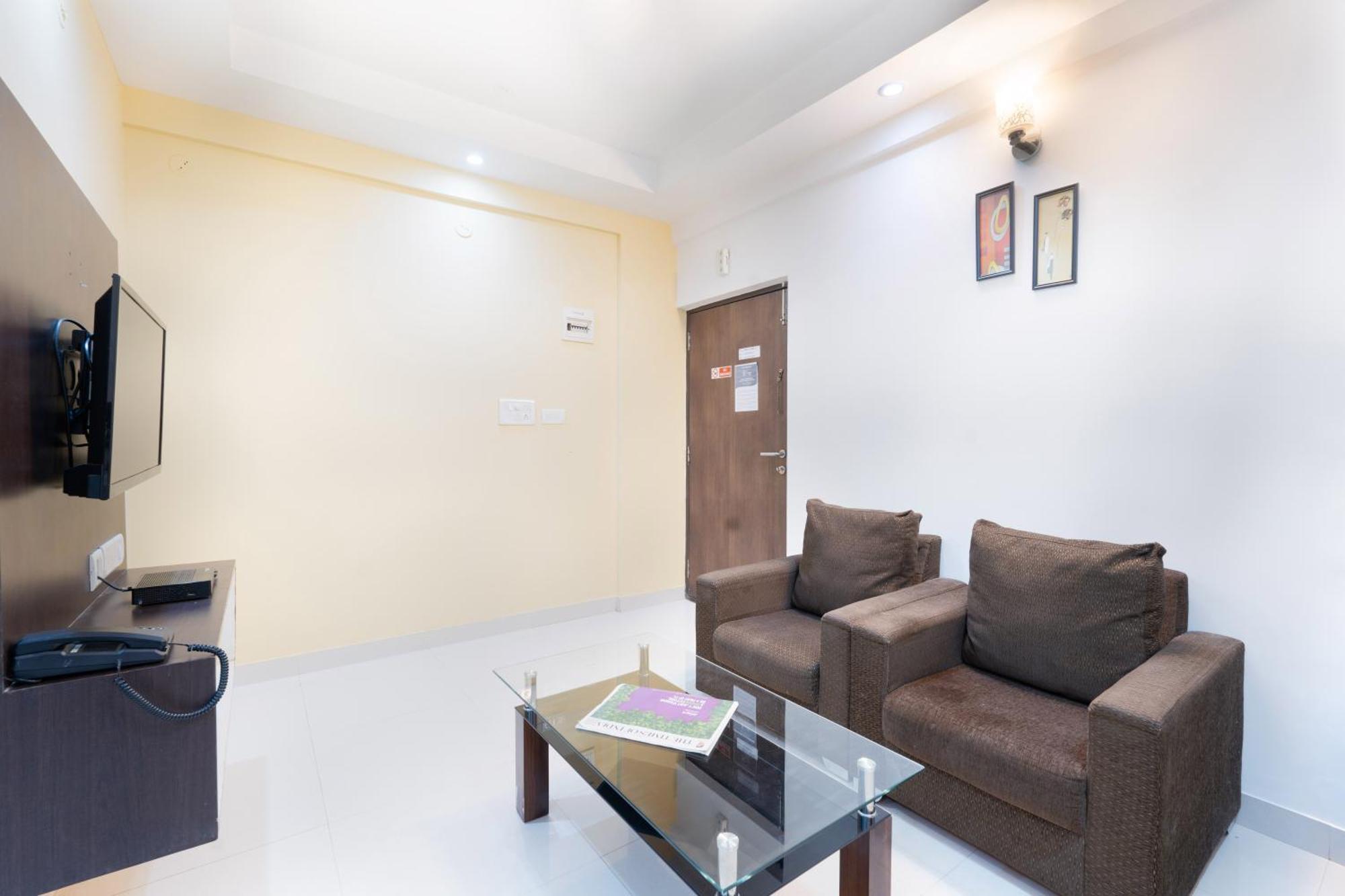 ทรีโบ ทริป โฮเทล เวิลด์ทรี Hotel บังกาลอร์ ภายนอก รูปภาพ